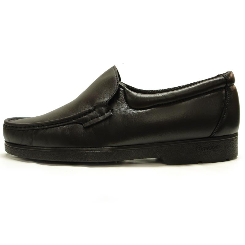 P-4746-628 Black Slip on Loafer Pinosos Made in Spain