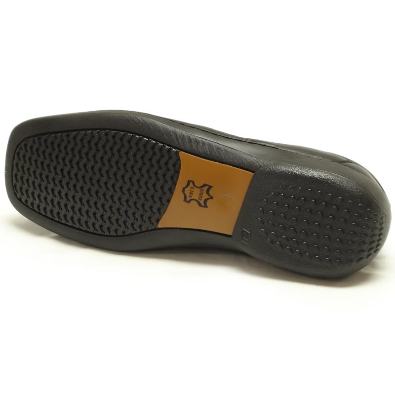 P-5594 Black Leather Slip on Loafer Pinosos Made in Spain